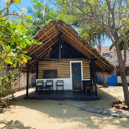 Air Lush Beach Cabanas Arugam Bay Exterior foto