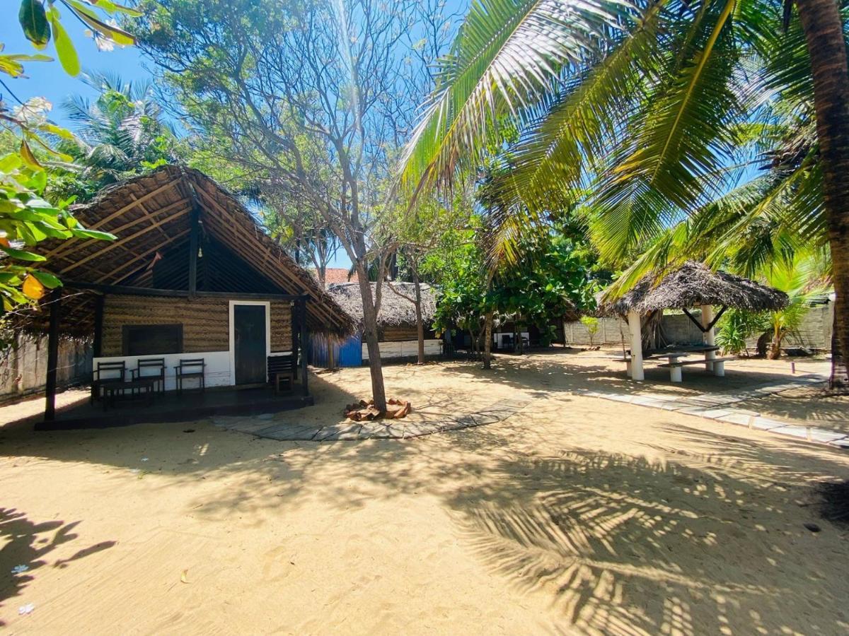Air Lush Beach Cabanas Arugam Bay Exterior foto